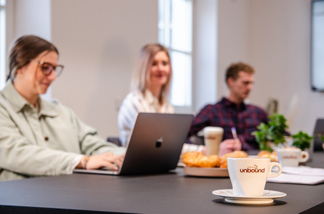 Guter Kaffee sorgt für gute Stimmung am Arbeitsplatz